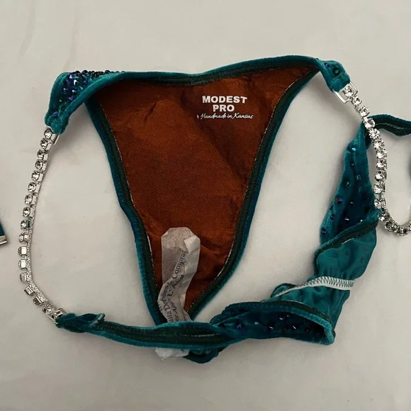 Angel Competition Bikini - Picture 5 of 11